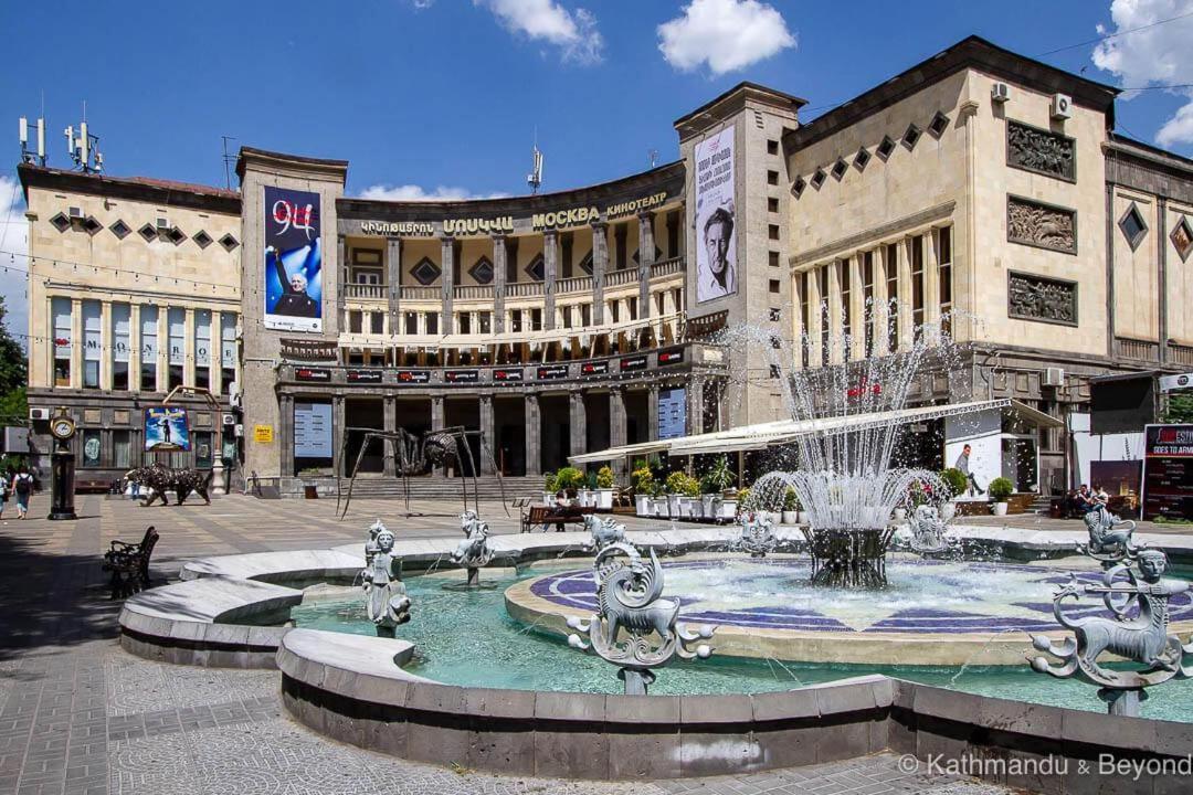 Modern Studio By Republic Square -Unique Charm Apartment Yerevan Exterior photo